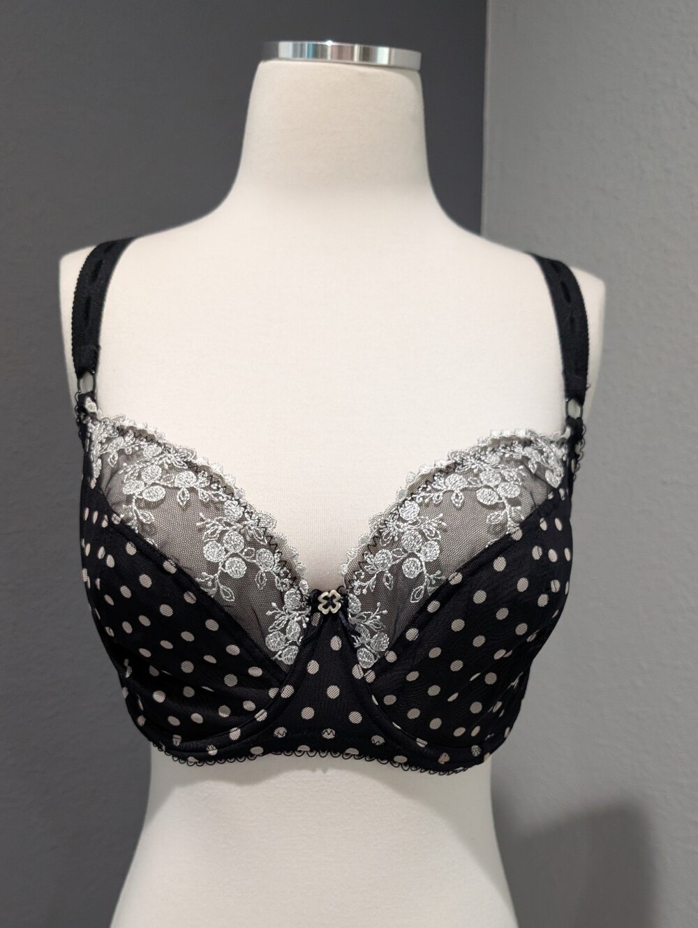 Felina Push Up Bra Size 34DD